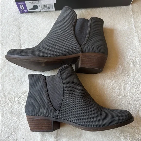 Kensie Dark Grey Ankle Boots - Picture 6 of 7